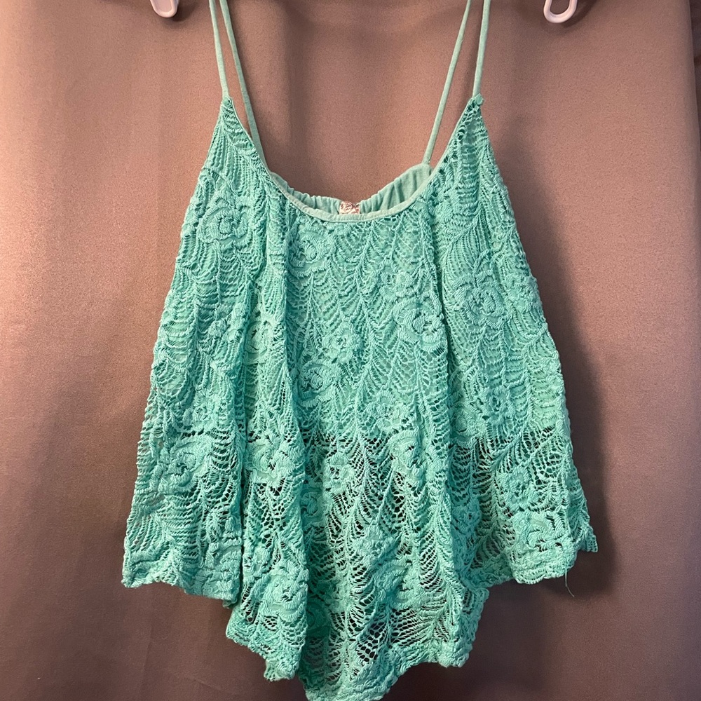 Bella D Croptop